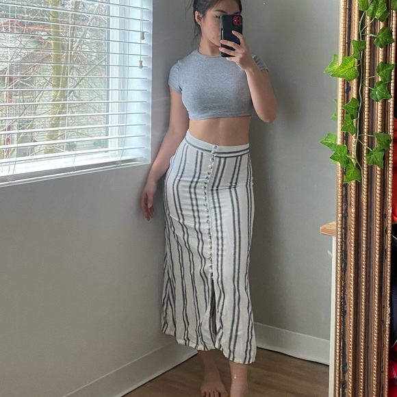 Flynn Skye Dresses & Skirts - Flynn Skye Sophia Skirt Rayon White and Black Striped Button Front Size S